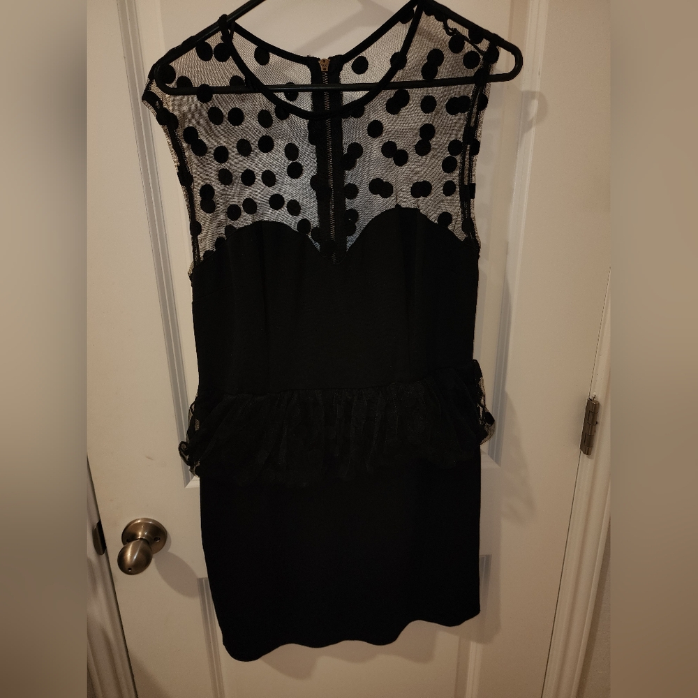 548 Black dress